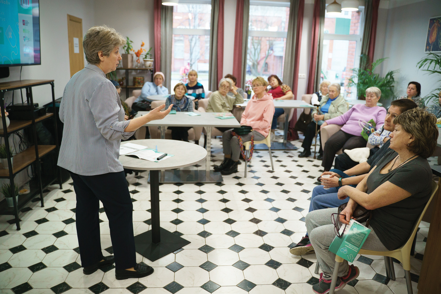 Сниженное настроение или депрессия? Ментальное здоровье в пожилом возрасте
